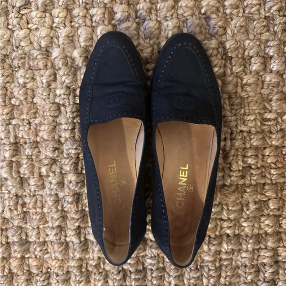 Chanel Navy Women’s Loafers - Picture 1 of 3